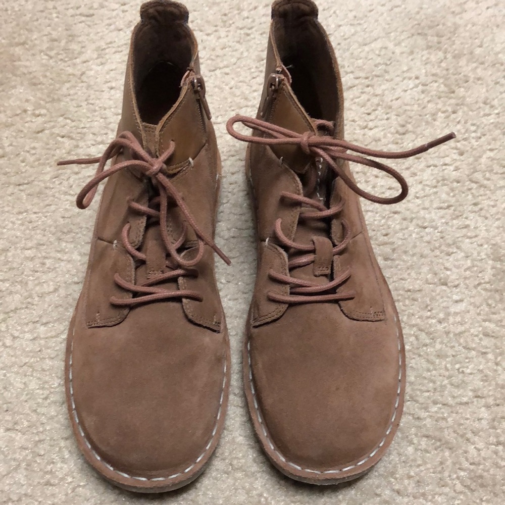 Clark’s never worn no tags